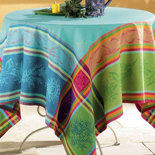 Jacquard Tischdecke 160 x 160 cm mit Teflon Schutz – Bild 2