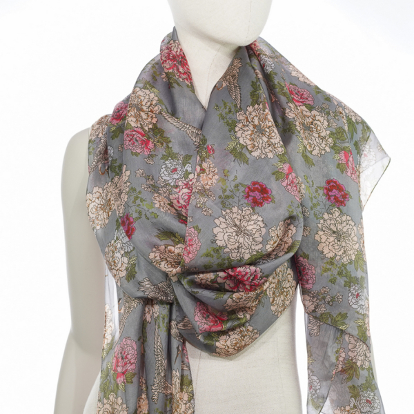 Damen Seidenschal Rosengarten 100 x 190 cm von Ahmaddy