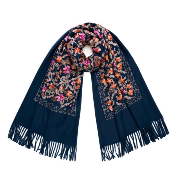 Weich & anschmiegsam: für ein angenehmes Tragegefühl Perfekt als Geschenk: für alle, die Schönheit im Detail lieben 💖 Ein Accessoire, das Geschichten erzählt – und Sie bei jedem Tragen erstrahlen lässt.