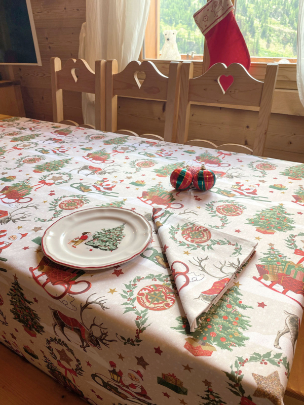 Weihnachtliche Tischdecke 160 x 160 cm aus Baumwolle – Bild 2