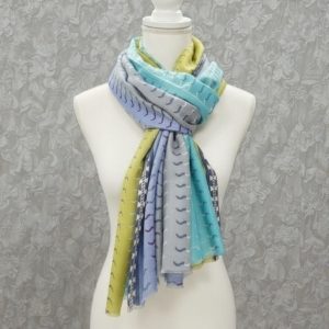 Modische Tücher & Schals