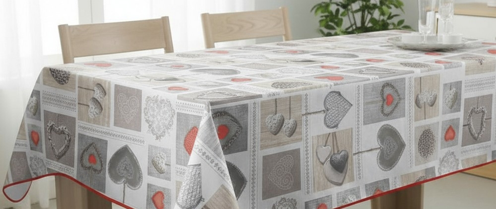 Herze Diese moderne Tischdecke aus pflegeleichtem Polyester verbindet Stil mit Alltagstauglichkeit. Sie ist strapazierfähig und praktisch.