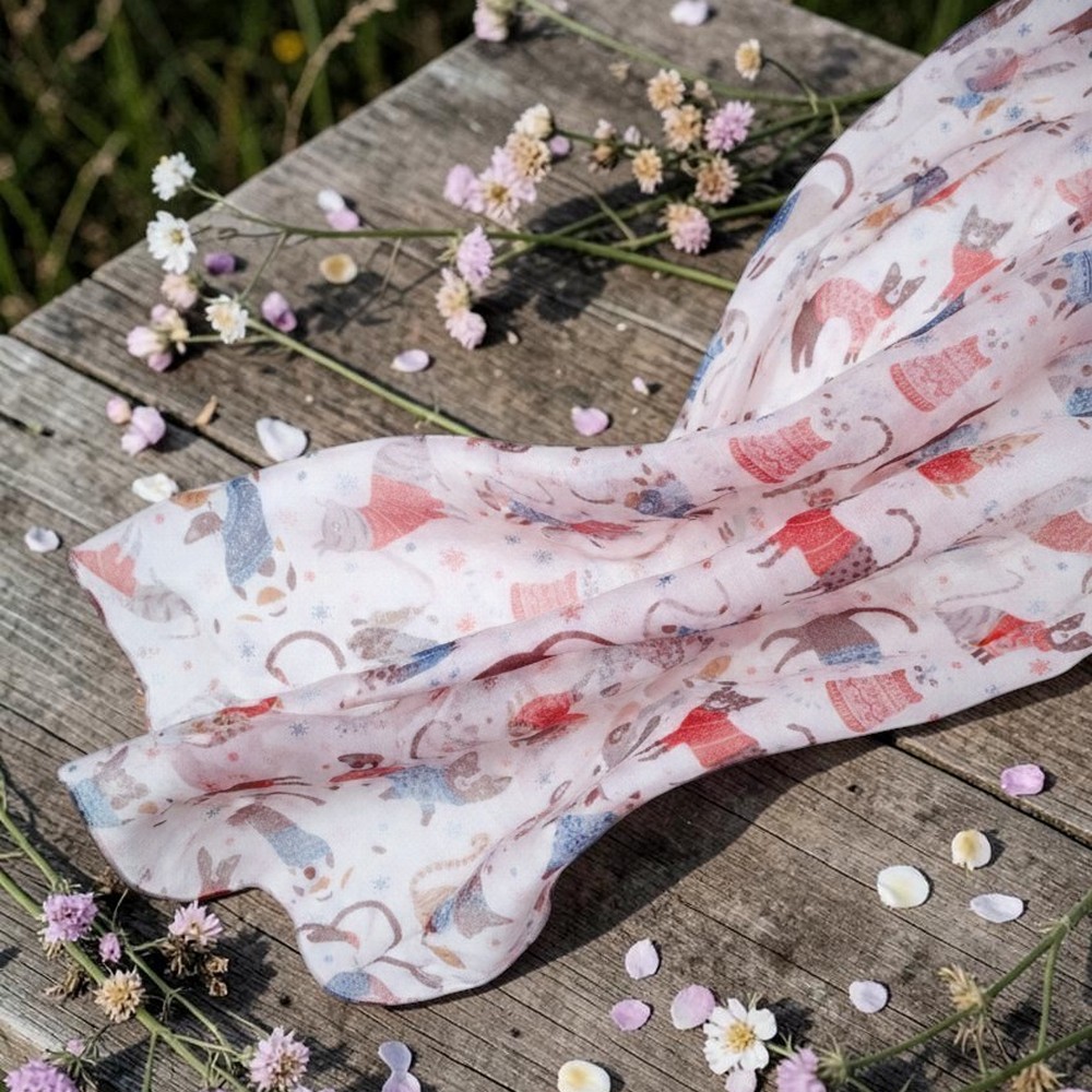 Femininer Schal - zart rosa - aus 100% Viskose mit Katzenmotiv – Bild 3
